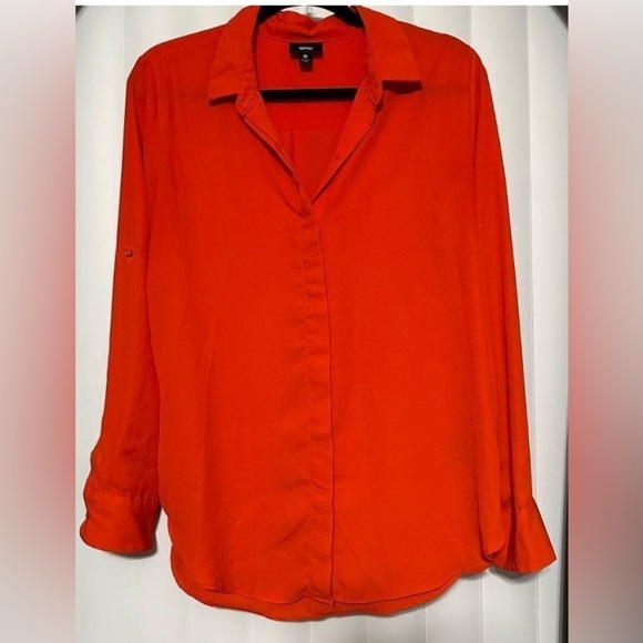 Massimo 🔥 beautiful red/orange color- button down dress blouse - Size Medium - Picture 2 of 6
